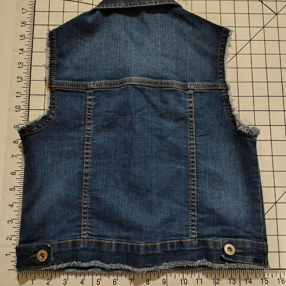 Girls Jordache Denim Blue vest 10/12 Star Gemstone detailing Minimal use - Picture 2 of 5